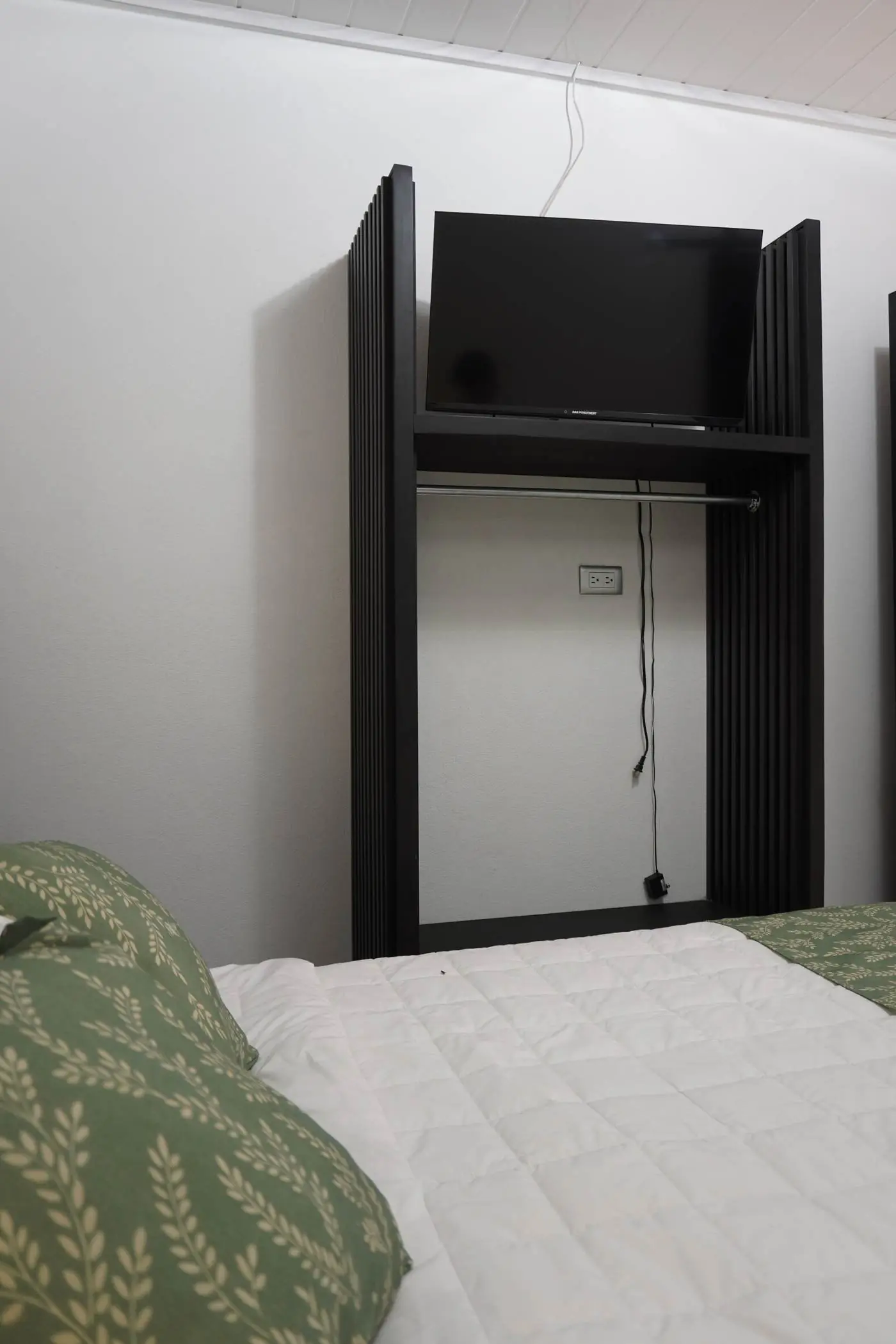 Closet con TV integrada, Hotel Makao